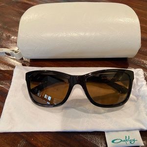 Oakley sunglasses